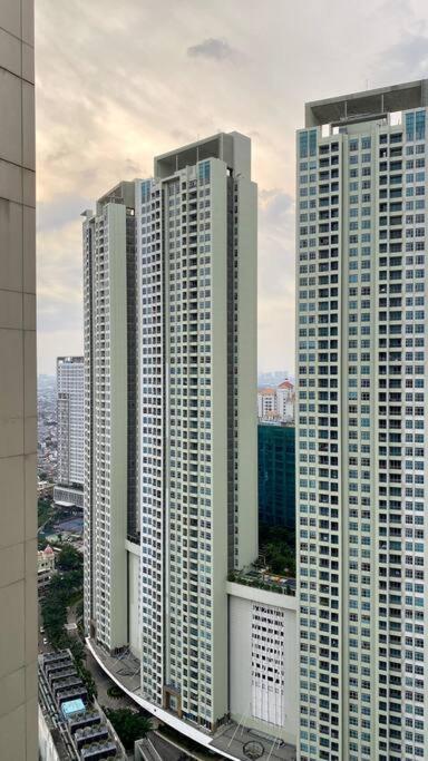 2 Bed Room Apartment In West Jakarta Luaran gambar